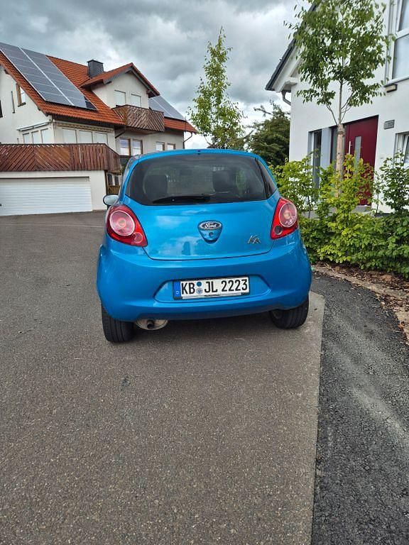 Gebraucht Ford Ka Titanium 69 PS (50 kW) 2009 Blau Kleinwagen