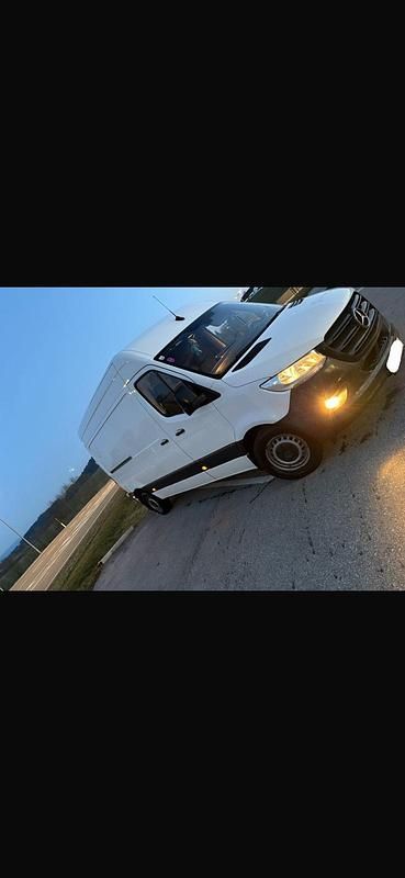 Gebraucht Mercedes Sprinter 140 PS (102 kW) 2021 Weiß Van