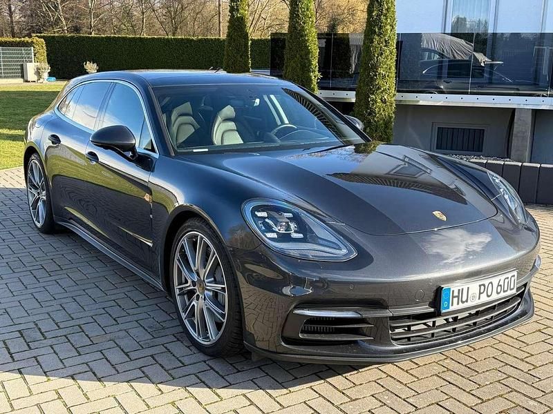 Gebraucht Porsche Panamera Sport 441 PS (324 kW) 2018 Grau Kombi