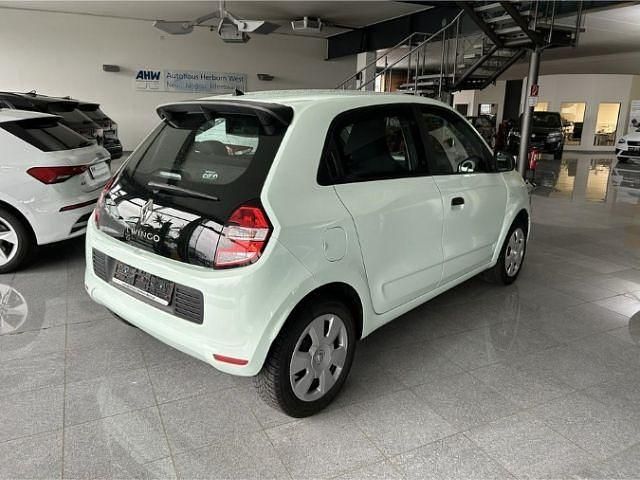 Gebraucht Renault Twingo Life 71 PS (52 kW) 2018 Gruen Kleinwagen