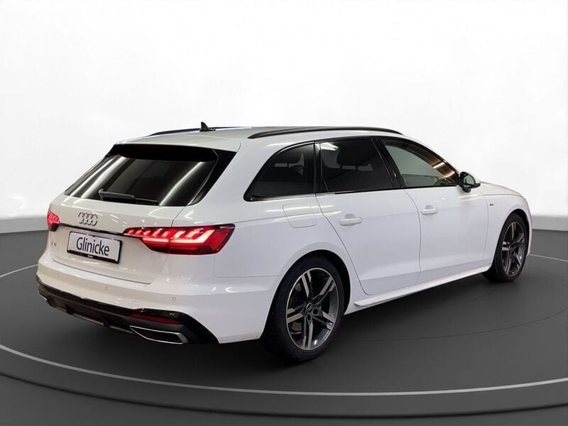 Gebraucht Audi A4 S-Line 163 PS (119 kW) 2023 Ibisweiß Kombi