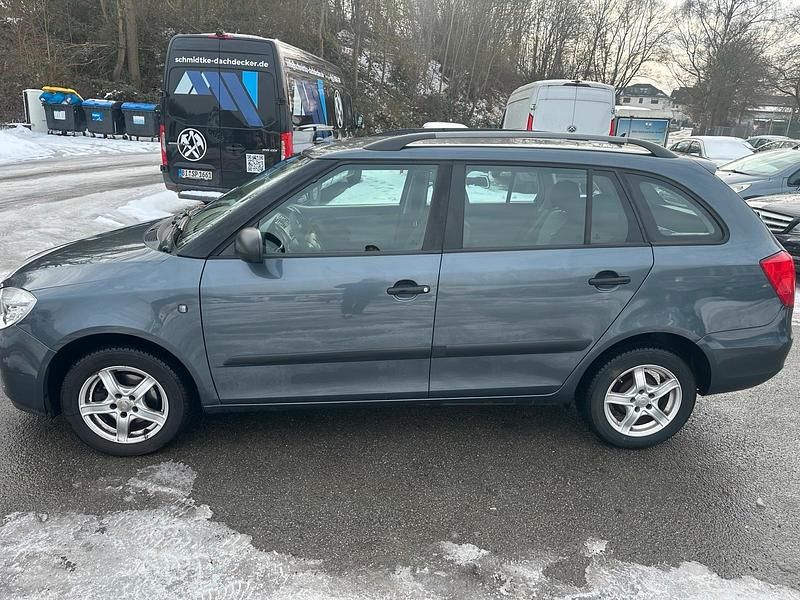Gebraucht Skoda Fabia 70 PS (51 kW) 2009 Grau Kombi