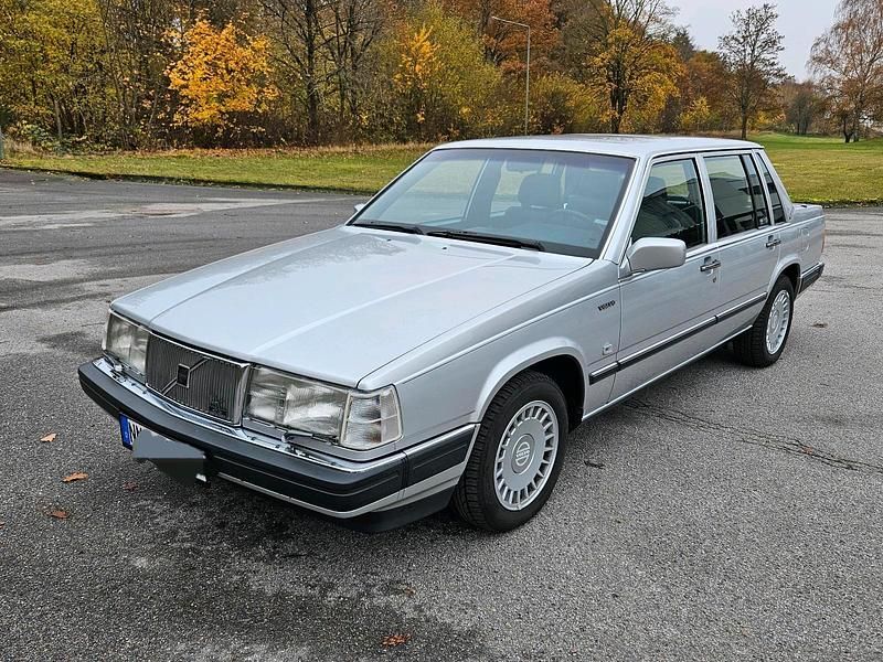 Silber Gebraucht 1988 Volvo 760 Limousine | 5.900 € - Bild 1/4