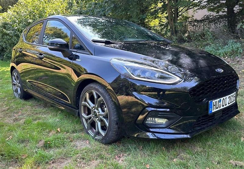 Schwarz Gebraucht 2021 Ford Fiesta ST-Line Kleinwagen | 14.000 € (Guter Preis) - Bild 1/4