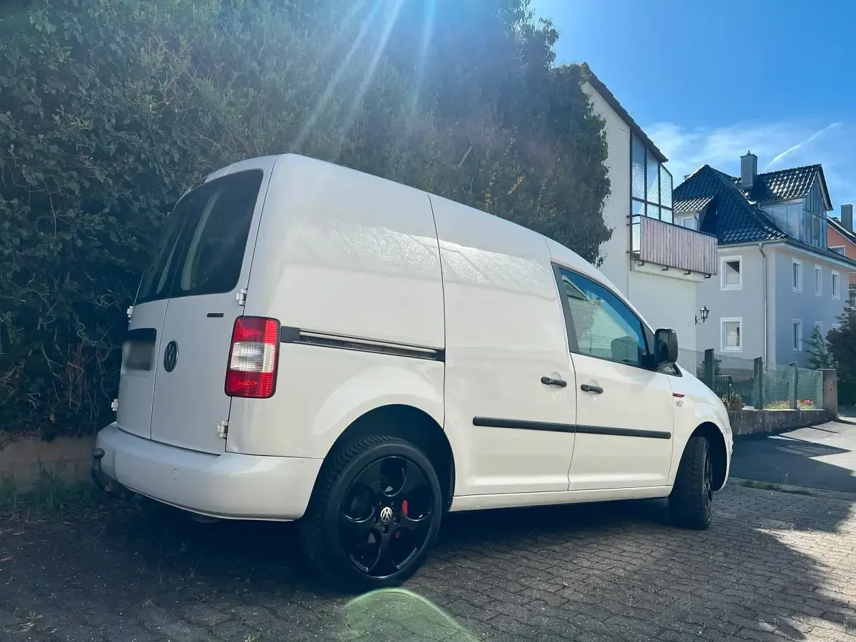 Gebraucht VW Caddy 109 PS (80 kW) 2007 Weiß Van / Kleinbus