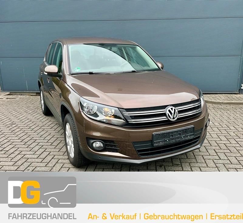 Braun Gebraucht 2012 VW Tiguan SUV | 7.900 € (Guter Preis) - Bild 1/4