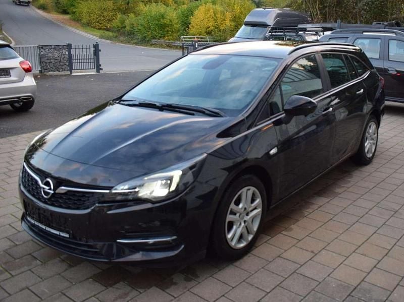 Gebraucht Opel Astra 105 PS (77 kW) 2022 Schwarz Kombi
