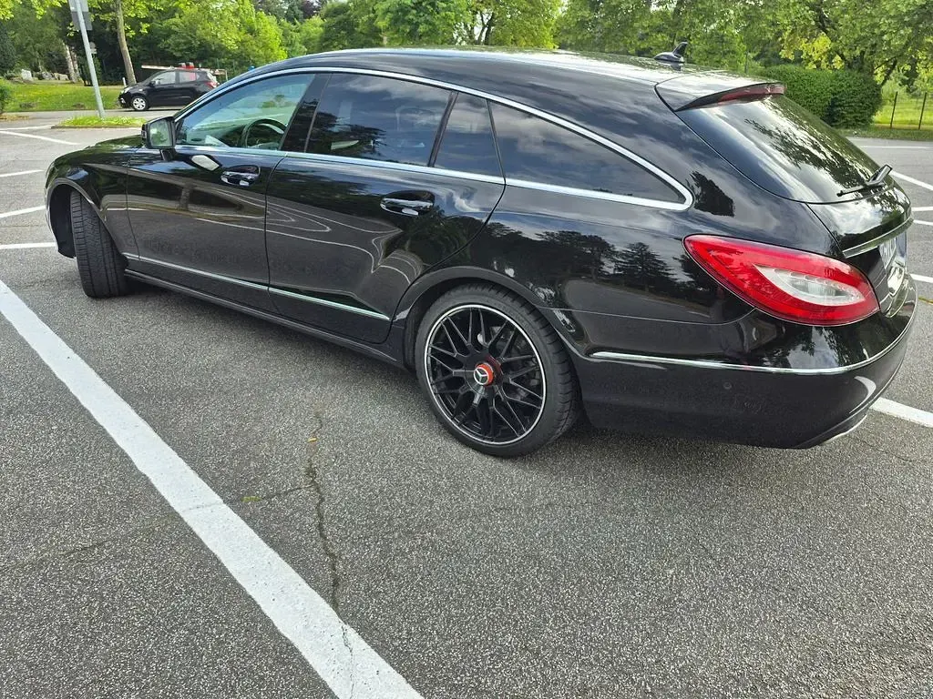 Gebraucht Mercedes CLS400 Shooting Brake 333 PS (244 kW) 2014 Schwarz Kombi