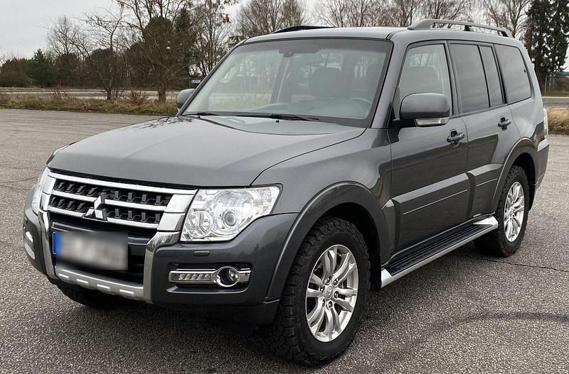 Gebraucht 2018 Mitsubishi Pajero SUV | 20.550 € (Fairer Preis) - Bild 1/4