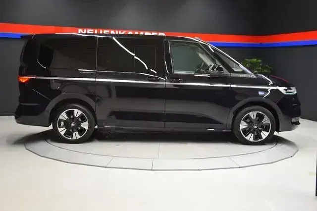 Gebraucht VW Multivan Style 150 PS (110 kW) 2024 Andere Van / Kleinbus