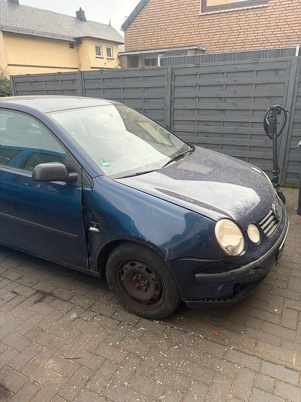 Gebraucht VW Polo 54 PS (39 kW) 2002 Blau Kleinwagen