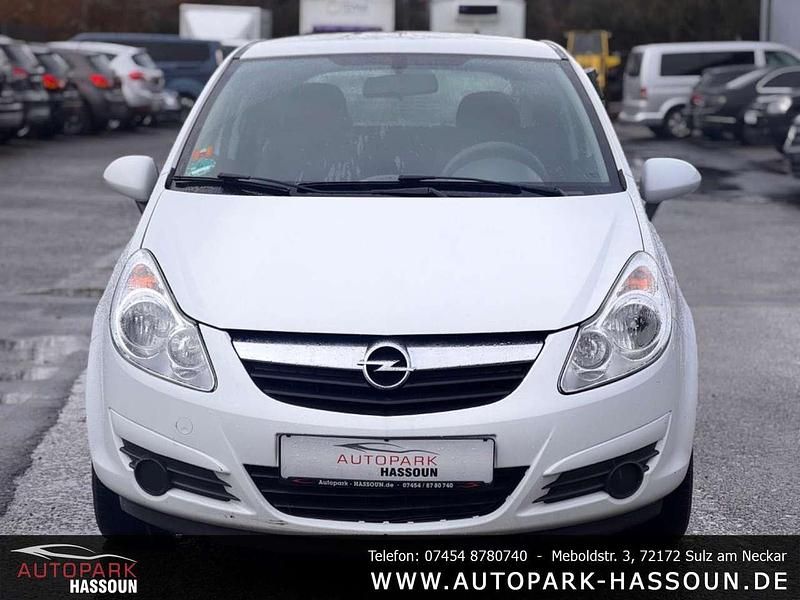 Gebraucht Opel Corsa Selection 60 PS (44 kW) 2009 Casabl/arctic/eisweiss/kaolin Kleinwagen