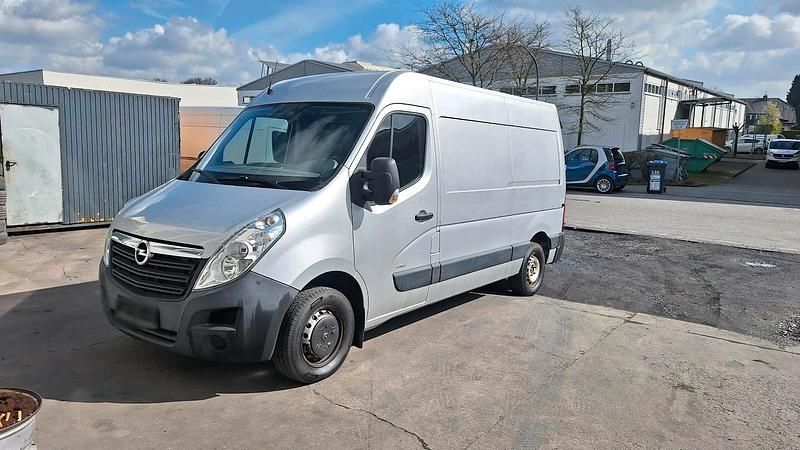 Gebraucht Opel Movano 179 PS (131 kW) 2017 Silber Van / Kleinbus