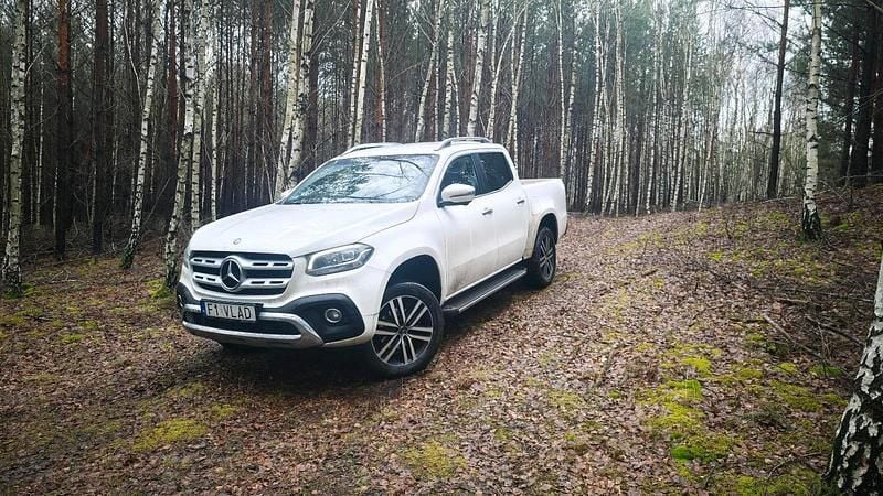 Gebraucht Mercedes X250 190 PS (139 kW) 2018 Weiß Abholung