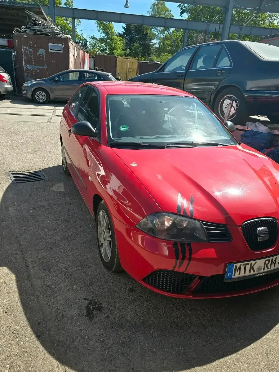 Gebraucht Seat Arosa 60 PS (44 kW) 2007 Rot Kleinwagen