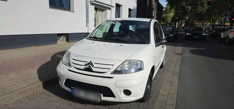 Weiß Gebraucht 2009 Citroën C3 Kleinwagen | 900 € (Superpreis) - Bild 1/4