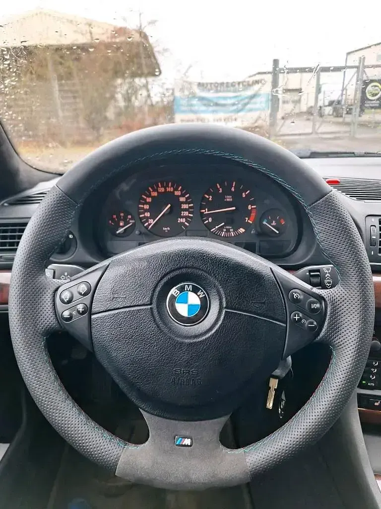 Gebraucht BMW 728 193 PS (141 kW) 1999 Schwarz Limousine