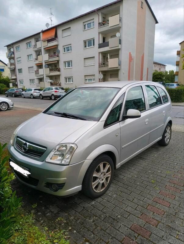 Silber Gebraucht 2009 Opel Meriva Van / Kleinbus | 4.690 € (Teuer) - Bild 1/4