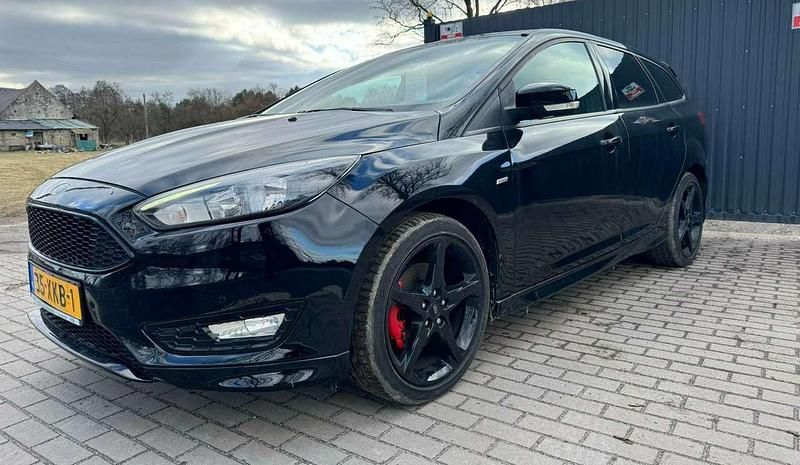 Gebraucht Ford Focus ST-Line 150 PS (110 kW) 2017 Schwarz Kombi