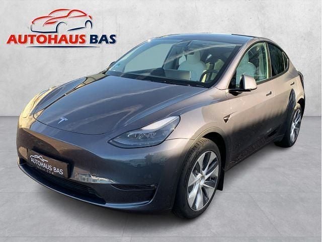 Grau Gebraucht 2022 Tesla Model Y Long Range AWD SUV | 31.550 € (Guter Preis) - Bild 1/4