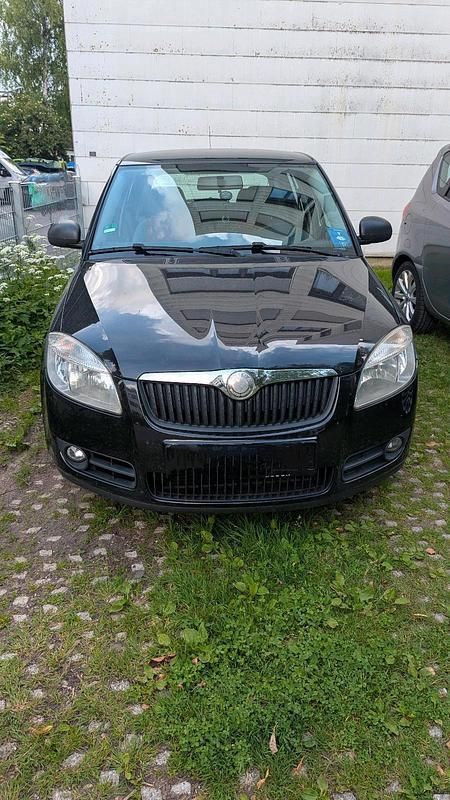 Schwarz Gebraucht 2008 Skoda Fabia Kleinwagen | 1.000 € (Guter Preis) - Bild 1/4