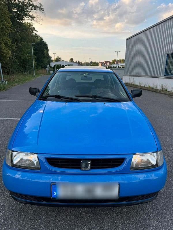 Blau Gebraucht 1998 Seat Ibiza Kleinwagen | 280 € (Superpreis) - Bild 1/4