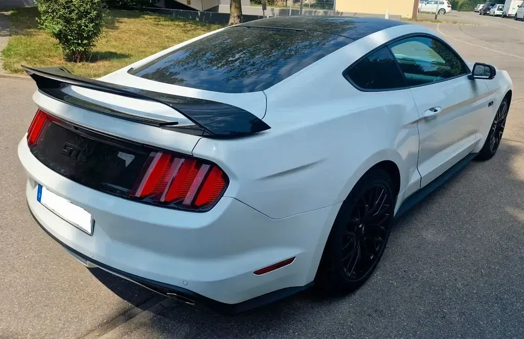Gebraucht Ford Mustang GT 441 PS (324 kW) 2016 Weiß