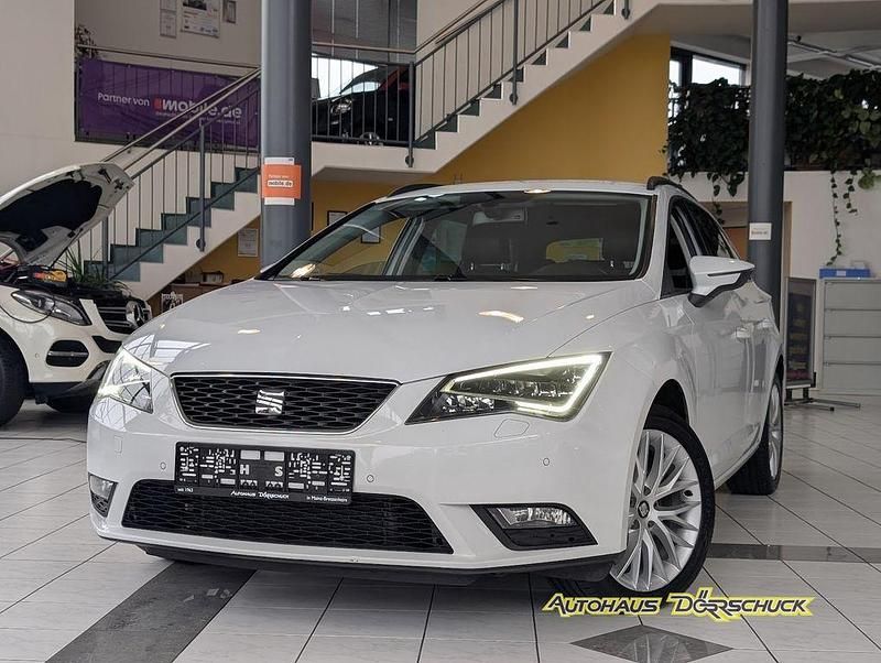 Weiß Gebraucht 2015 Seat Leon ST Style Kombi | 10.490 € (Fairer Preis) - Bild 1/4