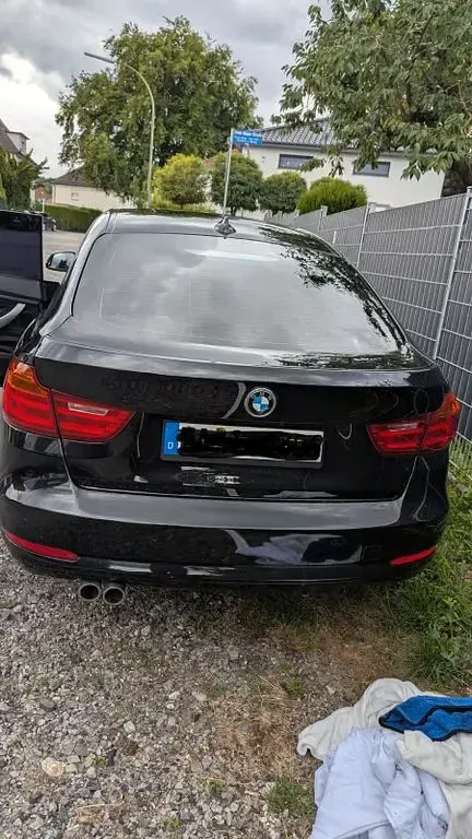 Gebraucht BMW 330 Advantage 258 PS (189 kW) 2015 Schwarz Limousine