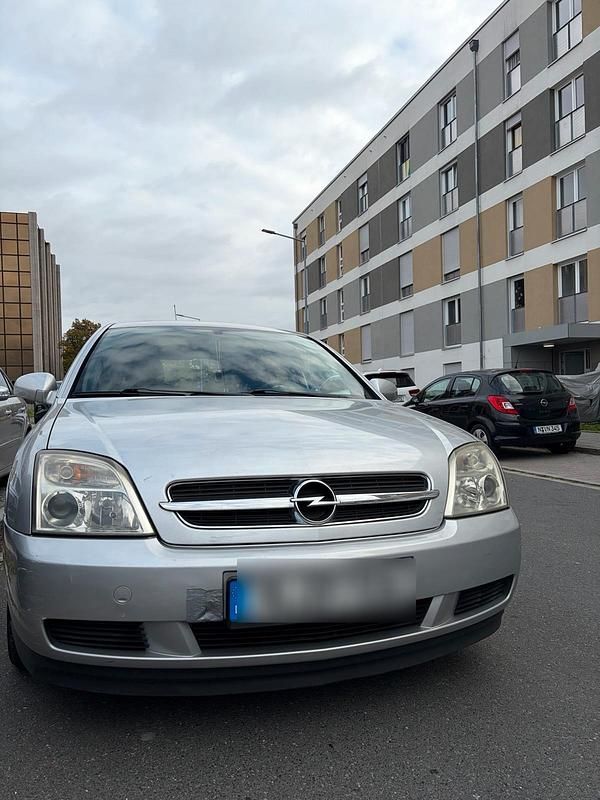 Gebraucht 2004 Opel Vectra Kombi | 700 € (Guter Preis) - Bild 1/4