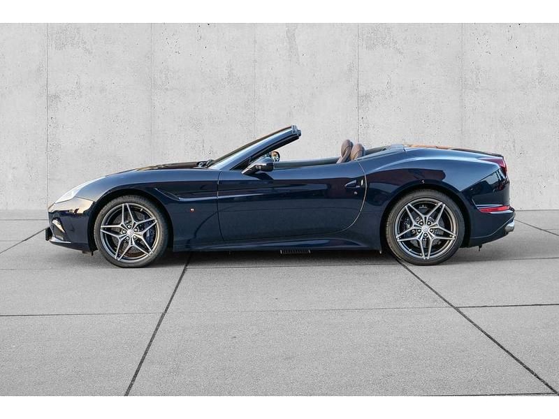 Gebraucht Ferrari California 560 PS (411 kW) 2017 Blau Cabrio