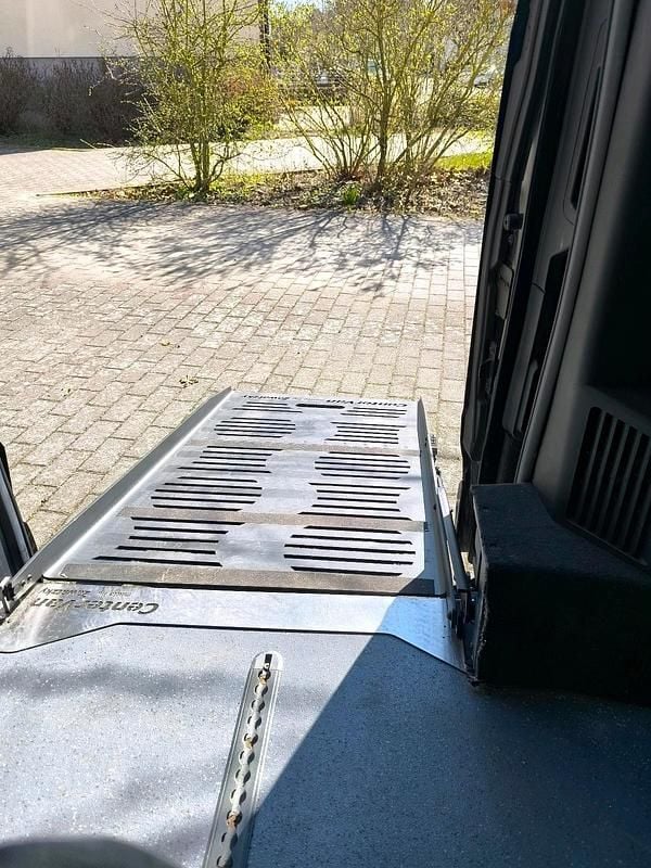 Gebraucht Chrysler Voyager 188 PS (138 kW) 2016 Schwarz Van / Kleinbus