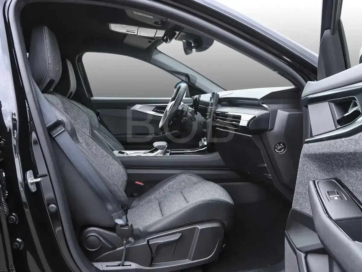 Gebraucht Renault Espace Techno 200 PS (147 kW) 2025 Black pearlschwarz SUV