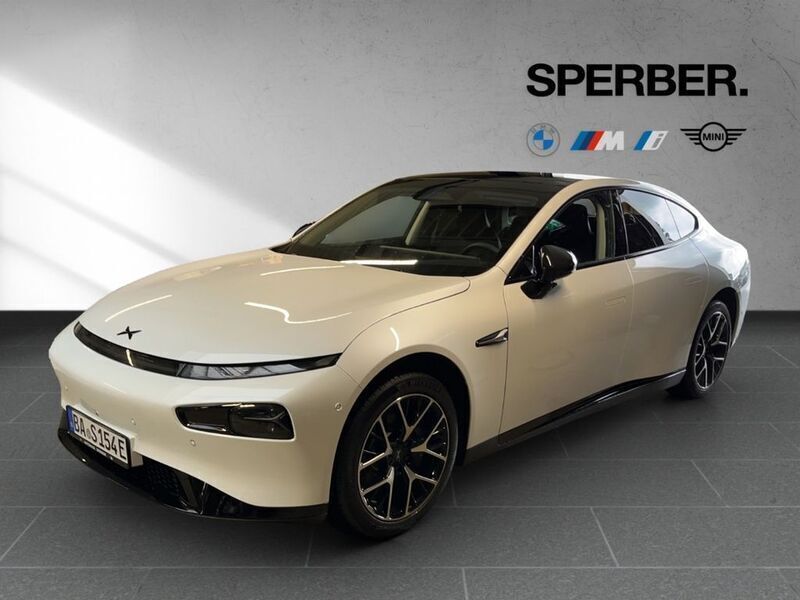 Weiß Gebraucht 2024 XPENG P7 AWD Performance Limousine | 46.880 € (Guter Preis) - Bild 1/4