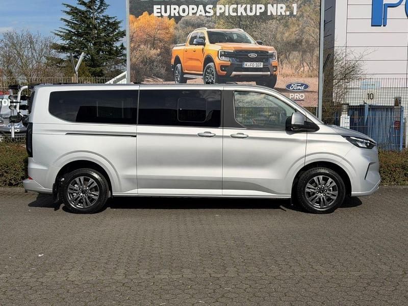 Neu Ford Tourneo Titanium 170 PS (125 kW) 2026 Moondust silver metallic Van / Kleinbus
