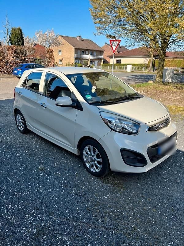Gebraucht Kia Picanto 69 PS (50 kW) 2013 Beige Kleinwagen