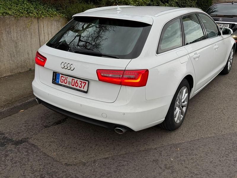 Gebraucht Audi A6 Sport 190 PS (139 kW) 2014 Weiß Kombi