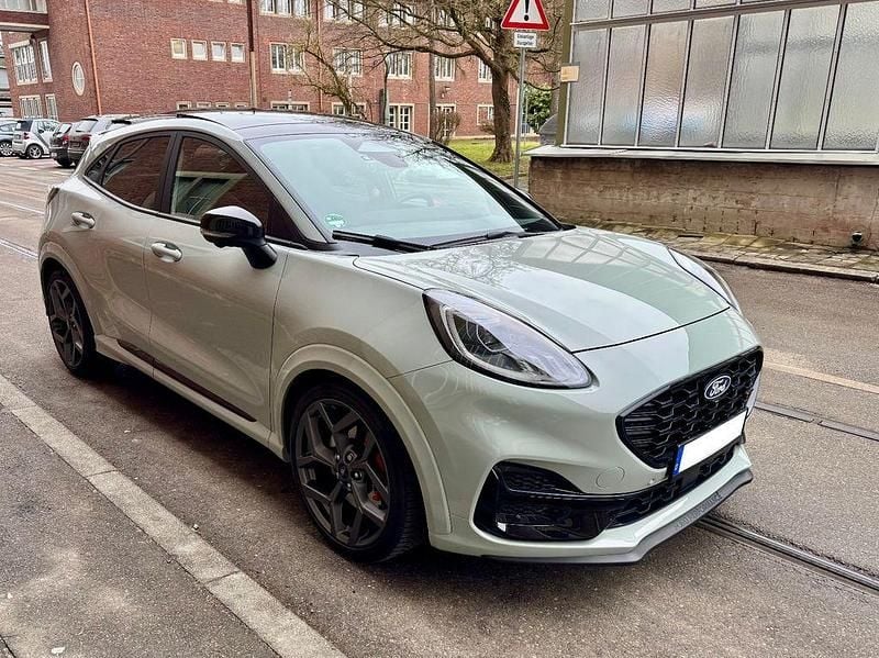 Gebraucht Ford Puma ST 160 PS (117 kW) 2024 Grau SUV