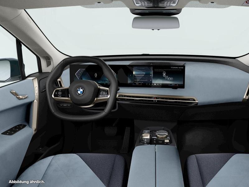 Gebraucht BMW iX 300 kW (408 PS) 2025 Blau SUV