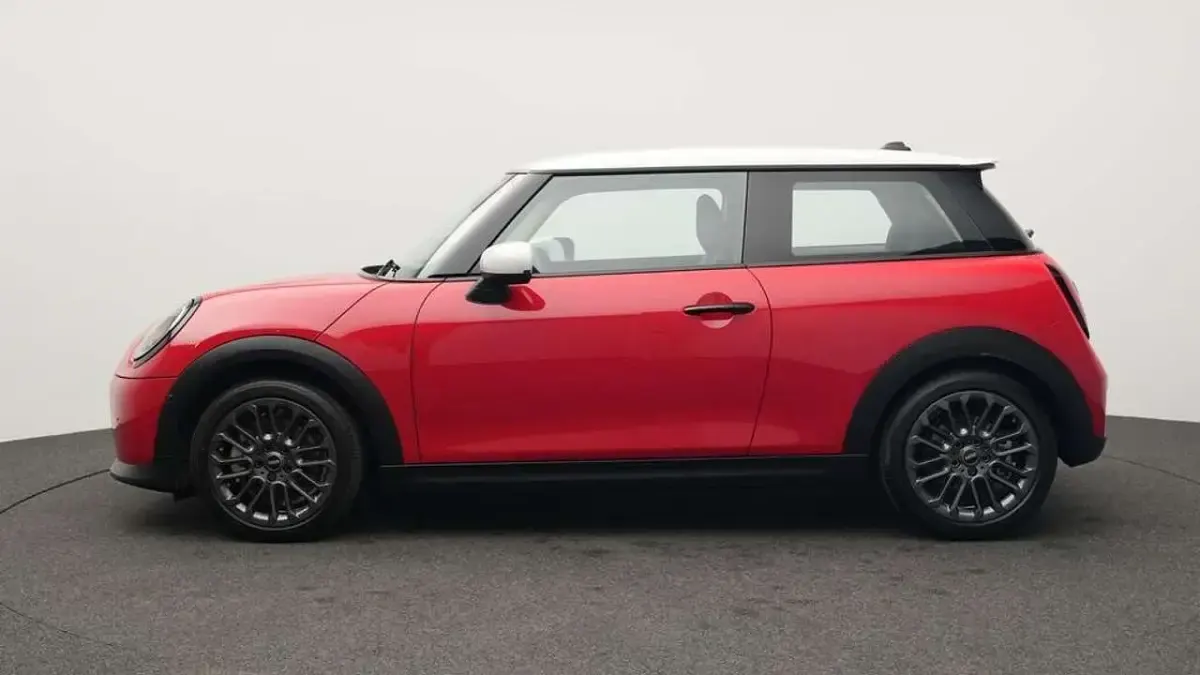 Gebraucht Mini Cooper S Classic 204 PS (150 kW) 2025 Rot Kleinwagen