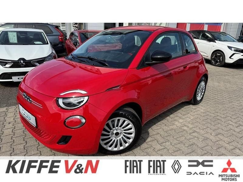 Neu Fiat 500e Red 69 kW (95 PS) 2025 Rot Kleinwagen