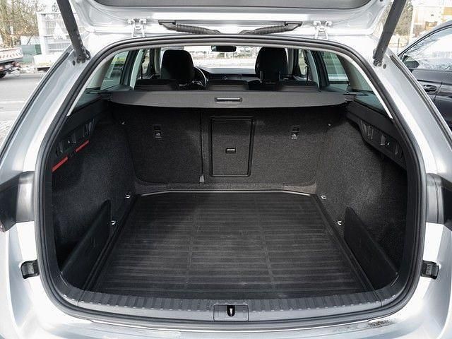 Gebraucht Skoda Octavia Ambition 150 PS (110 kW) 2023 Silber Kombi