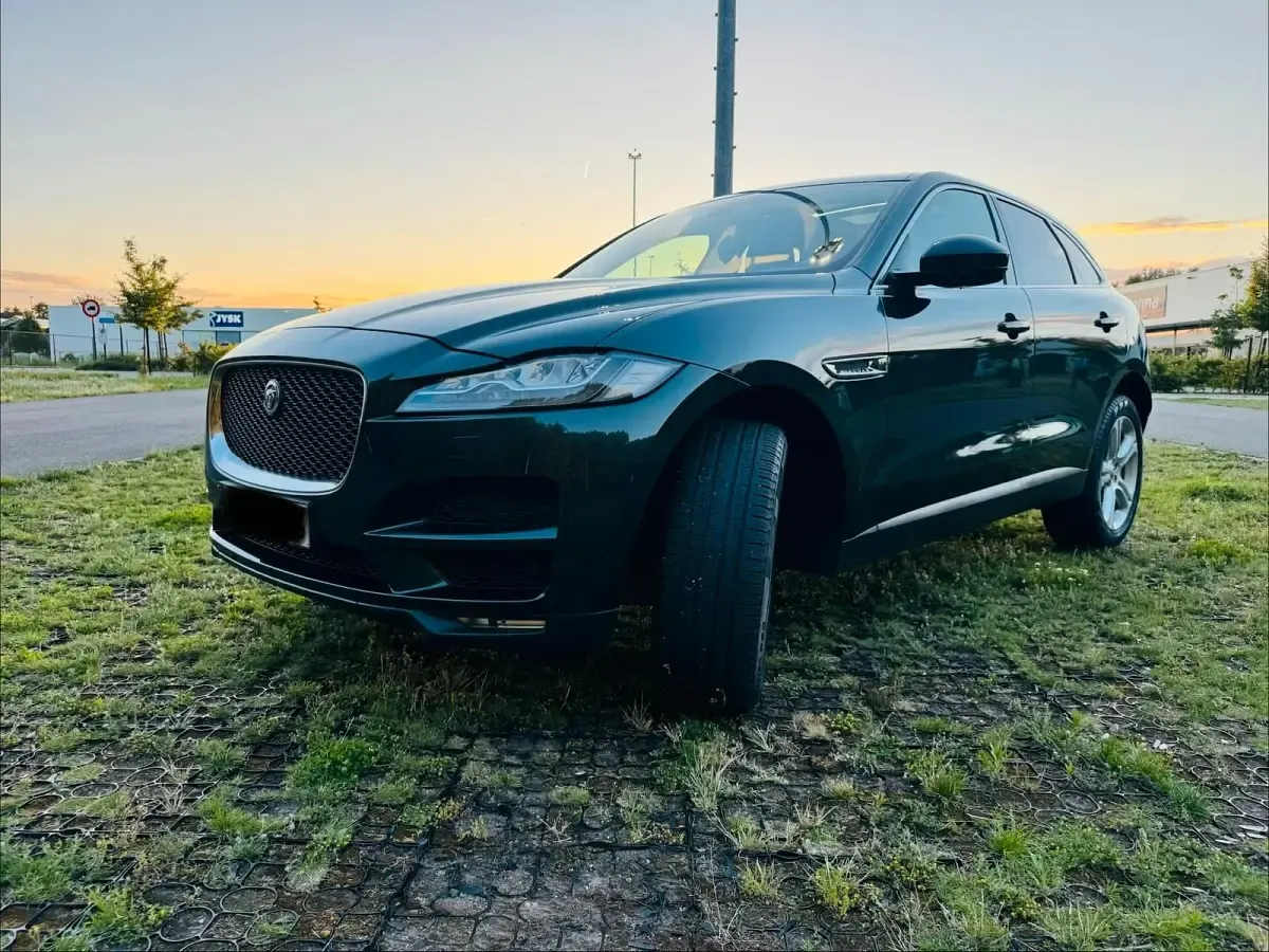Gebraucht Jaguar F-Pace 180 PS (132 kW) 2016 Grün SUV