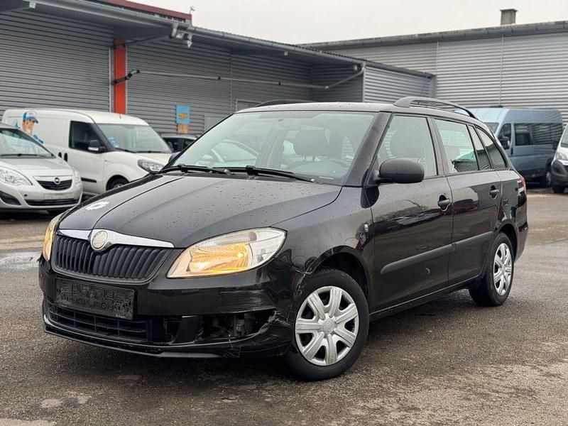 Schwarz Gebraucht 2010 Skoda Fabia Cool Edition Kombi | 1.690 € (Superpreis) - Bild 1/4