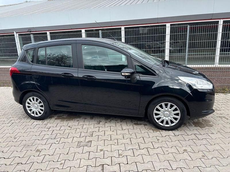 Gebraucht Ford B-MAX Trend 101 PS (74 kW) 2015 Schwarz Van / Kleinbus
