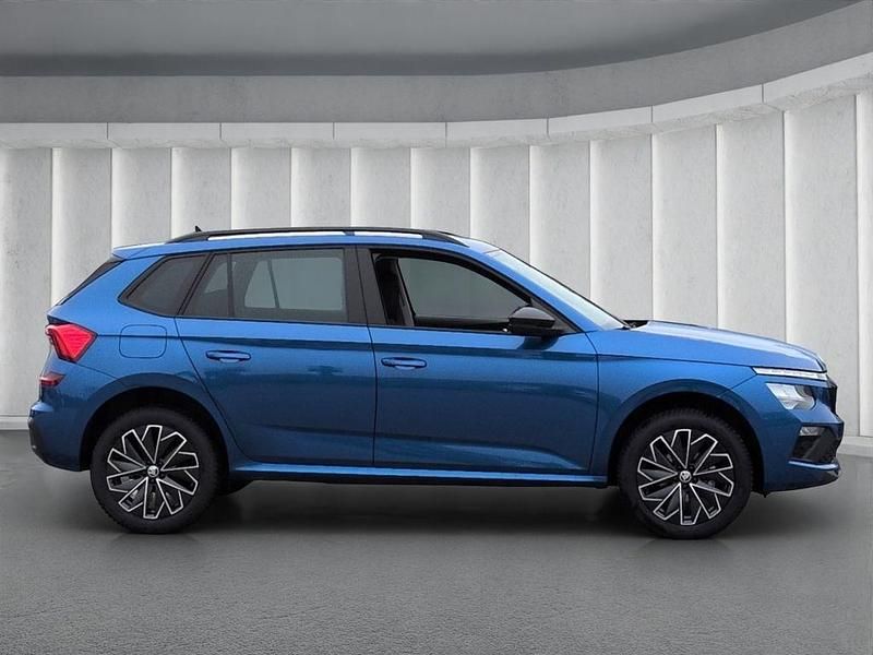 Gebraucht Skoda Kamiq Selection 95 PS (69 kW) 2024 Blau SUV