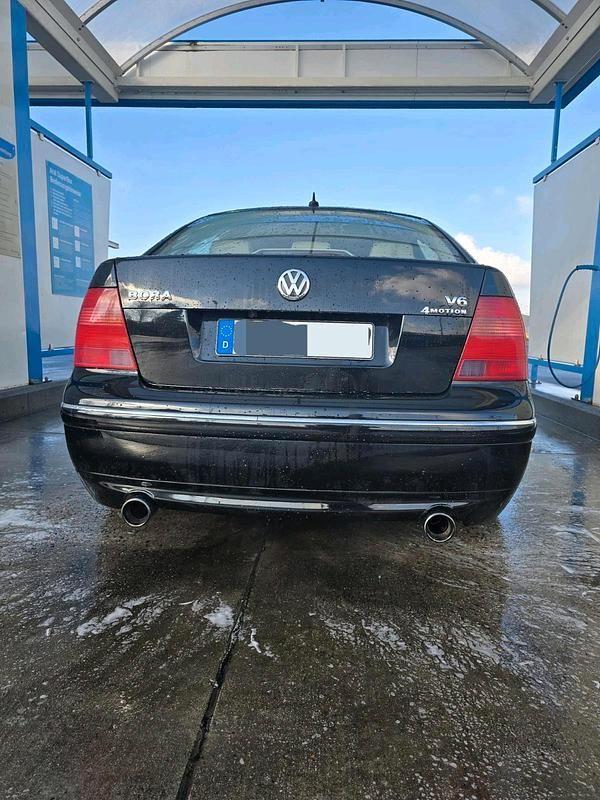 Gebraucht VW Bora R 204 PS (150 kW) 2000 Schwarz Limousine