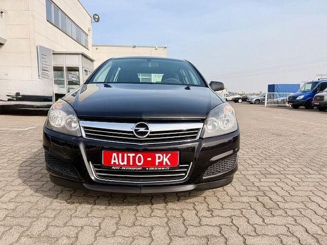 Gebraucht Opel Astra Selection 90 PS (66 kW) 2009 Schwarz Limousine