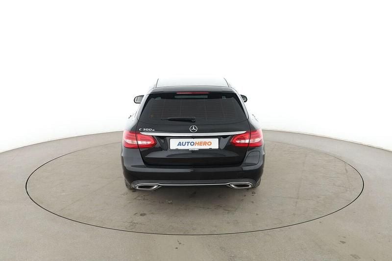 Gebraucht Mercedes C300e Avantgarde 2020 Schwarz Kombi