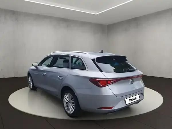 Gebraucht Seat Leon 150 PS (110 kW) 2023 Urban silber metallic Kombi